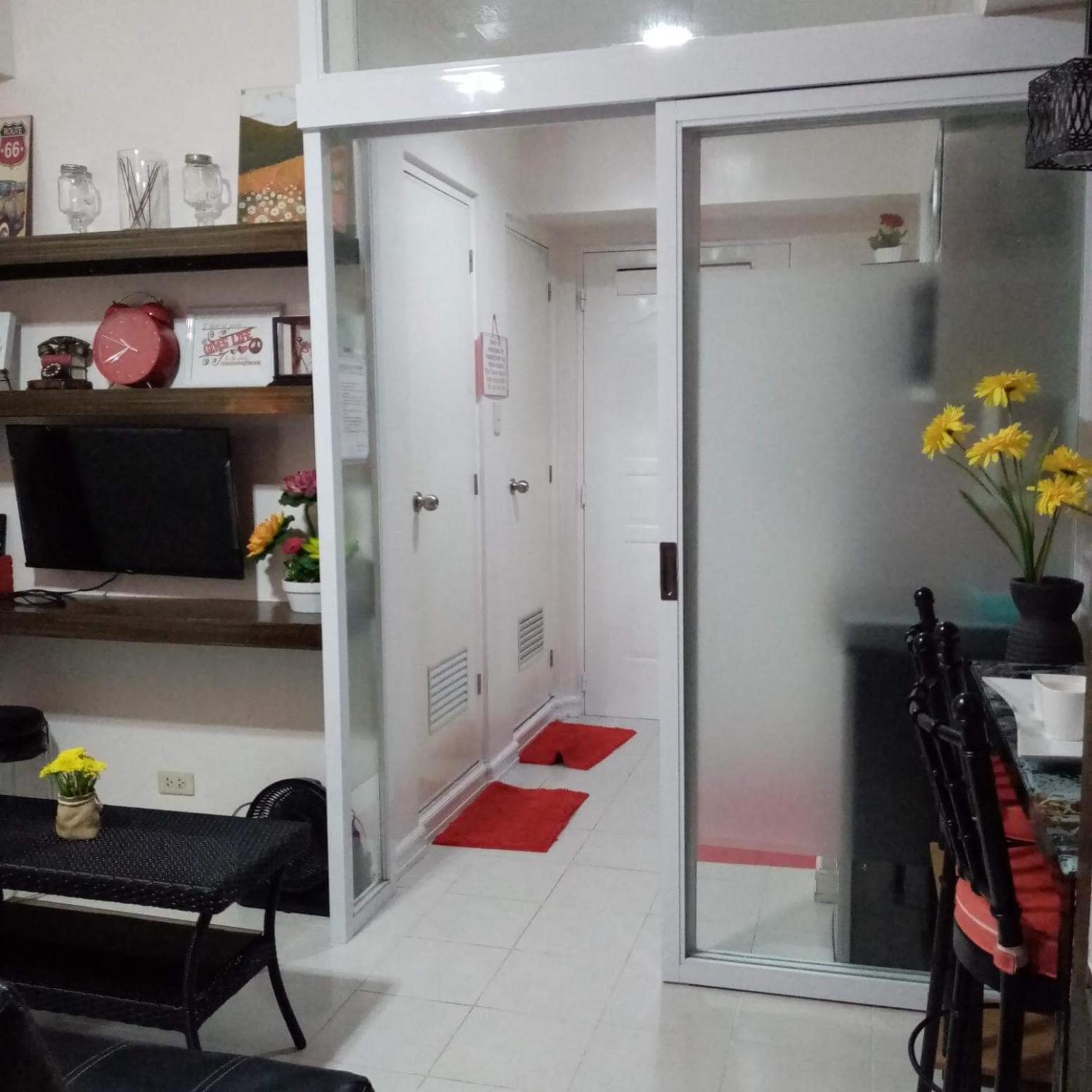 Tagaytay Condo With Overlooking Tagaytay City Esterno foto
